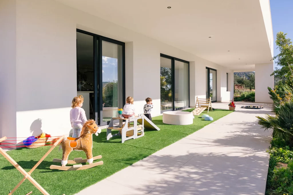 Niños jugando en Rincón Cálido Can Puvil