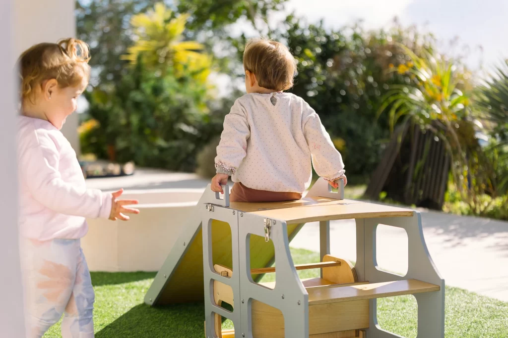 Niños jugando en Rincón Cálido Can Puvil
