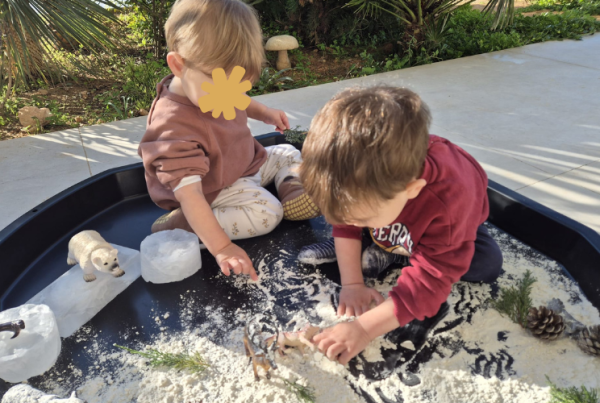 Niños jugando en Rincón Cálido Can Puvil